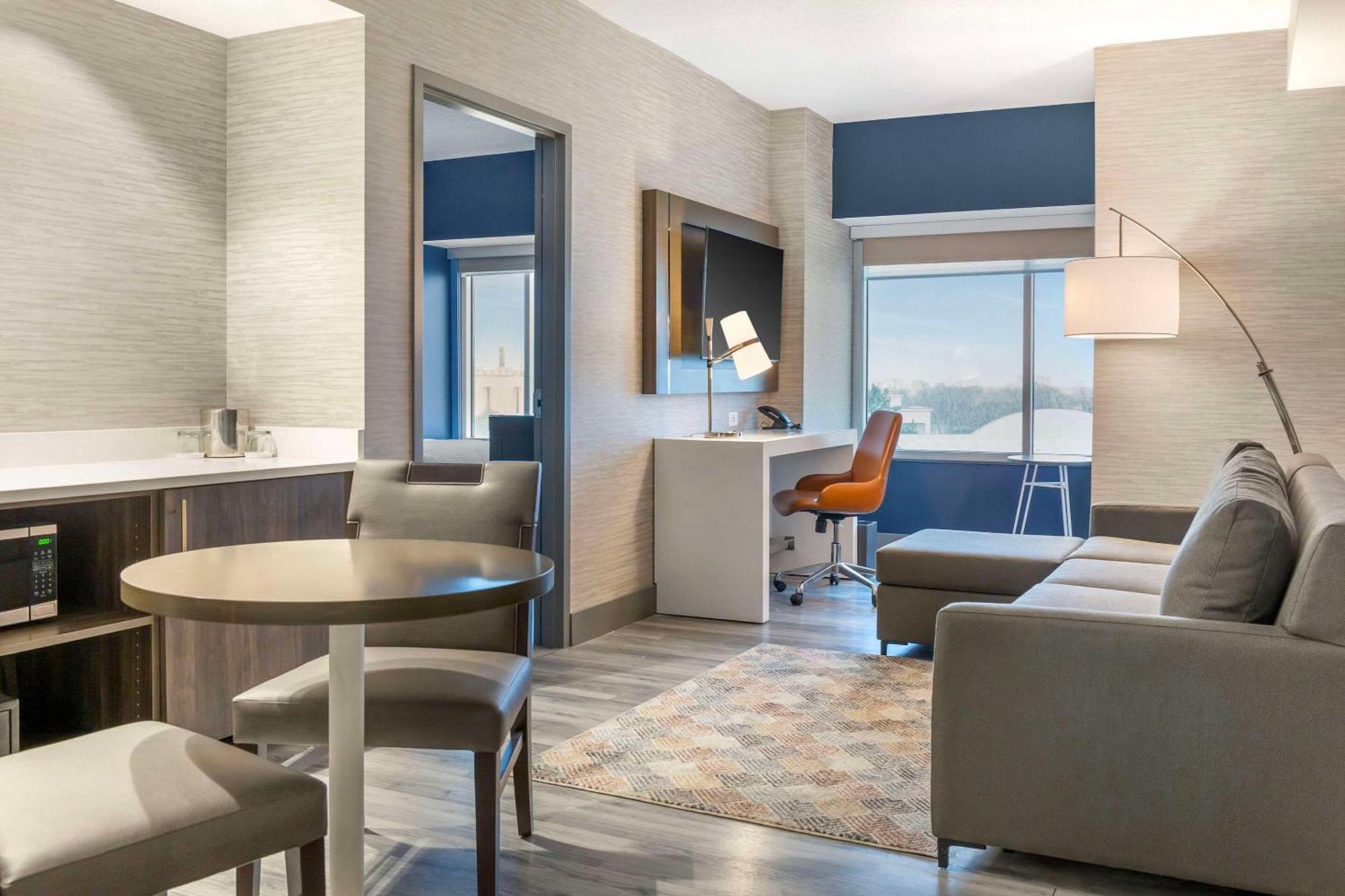 Hotel Cambria